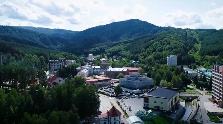 Сеть санаториев «Курорт Белокуриха»: преимущества заказа междугороднего трансфера